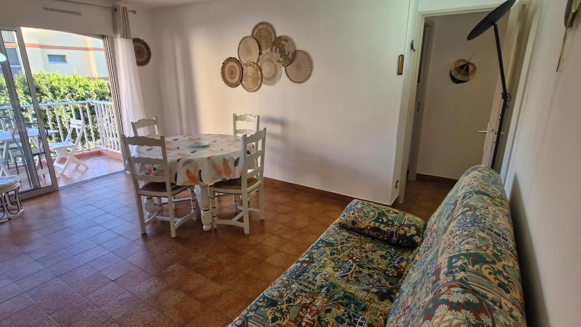 Sainte-Maxime : Appartement Moderne Pour 4 Personnes - Fr-1-780-86 0*,  France