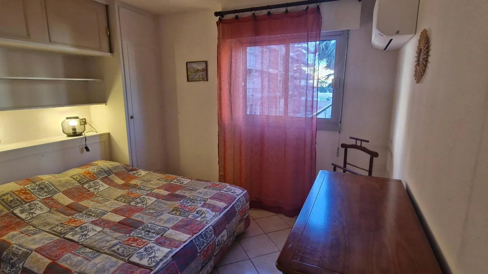 Sainte-Maxime : Appartement Moderne Pour 4 Personnes - Fr-1-780-86
